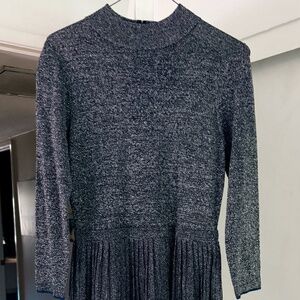 Dress pleated  bottom.